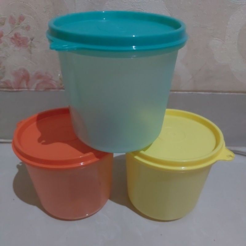 Compact high bowl tupperware