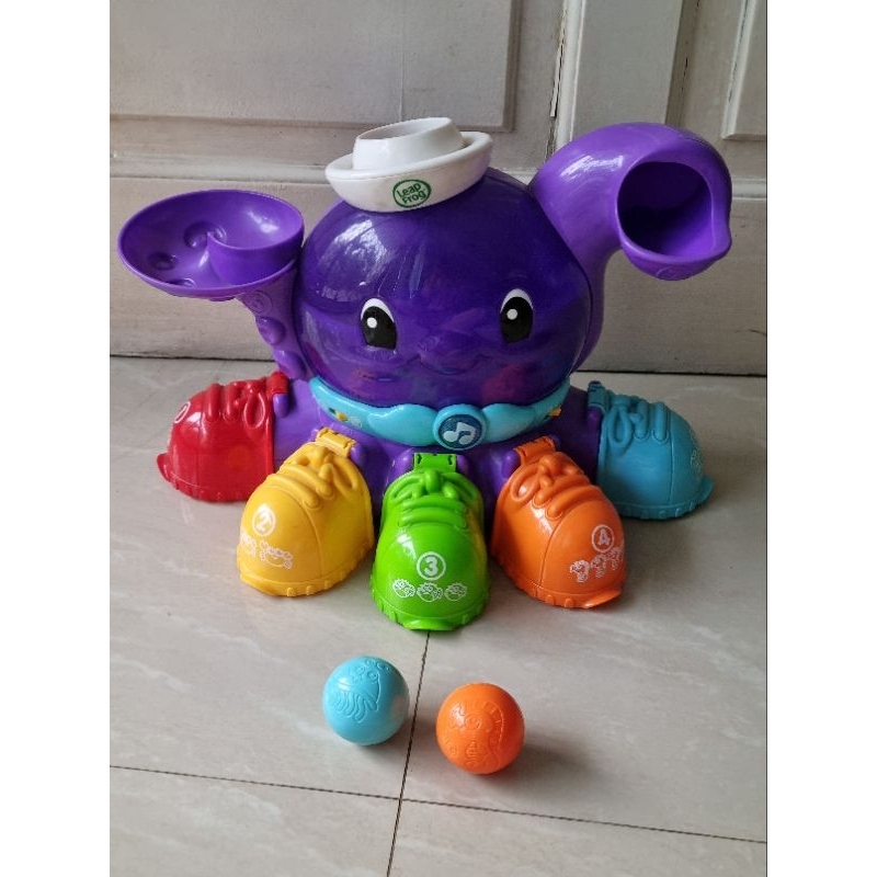 Leap Frog Peek a Shoe Octopus colorful mainan edukasi warna gurita