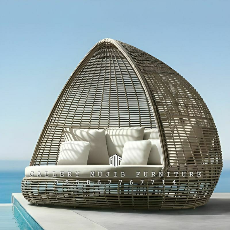 Daybed rotan outdoor bulat daybed sofa rotan sintetis model terbaru
