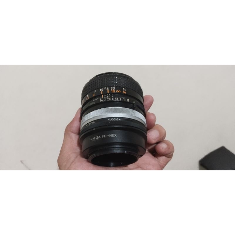 lensa Canon fd 50mm F1.4 plus adapter fotga sony