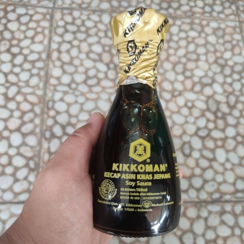 

KIKKOMAN KECAP ASIN KHAS JEPANG (SOY SAUCE) DISPENSER 150ML