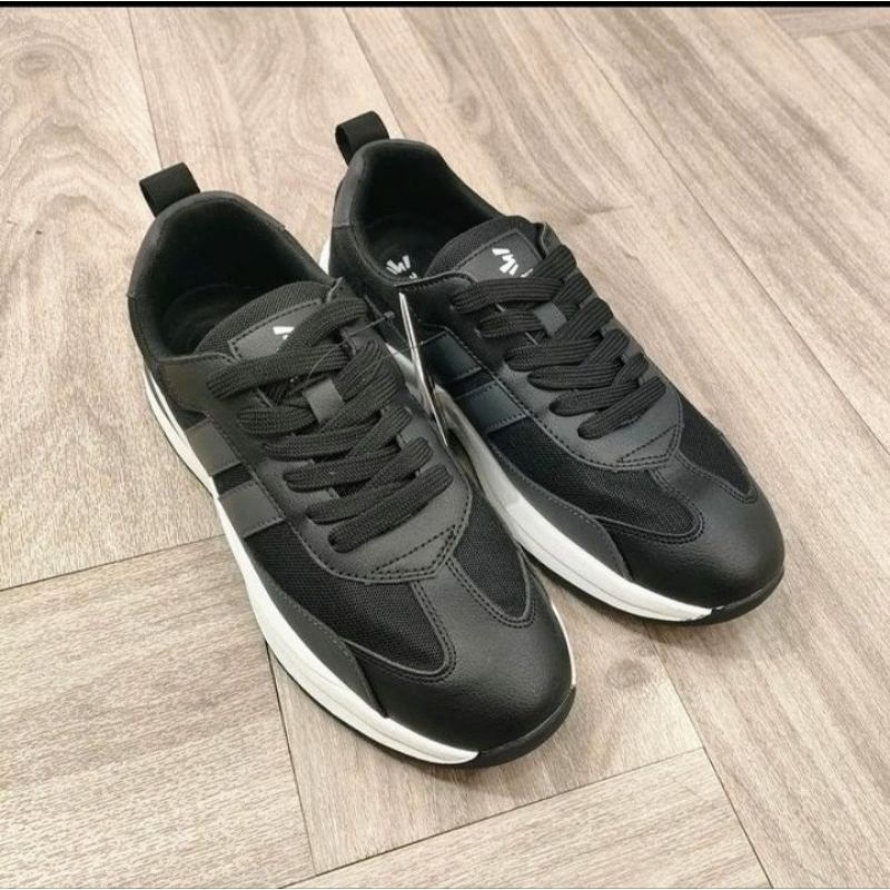 3Second Sepatu Sneakers Pria Original