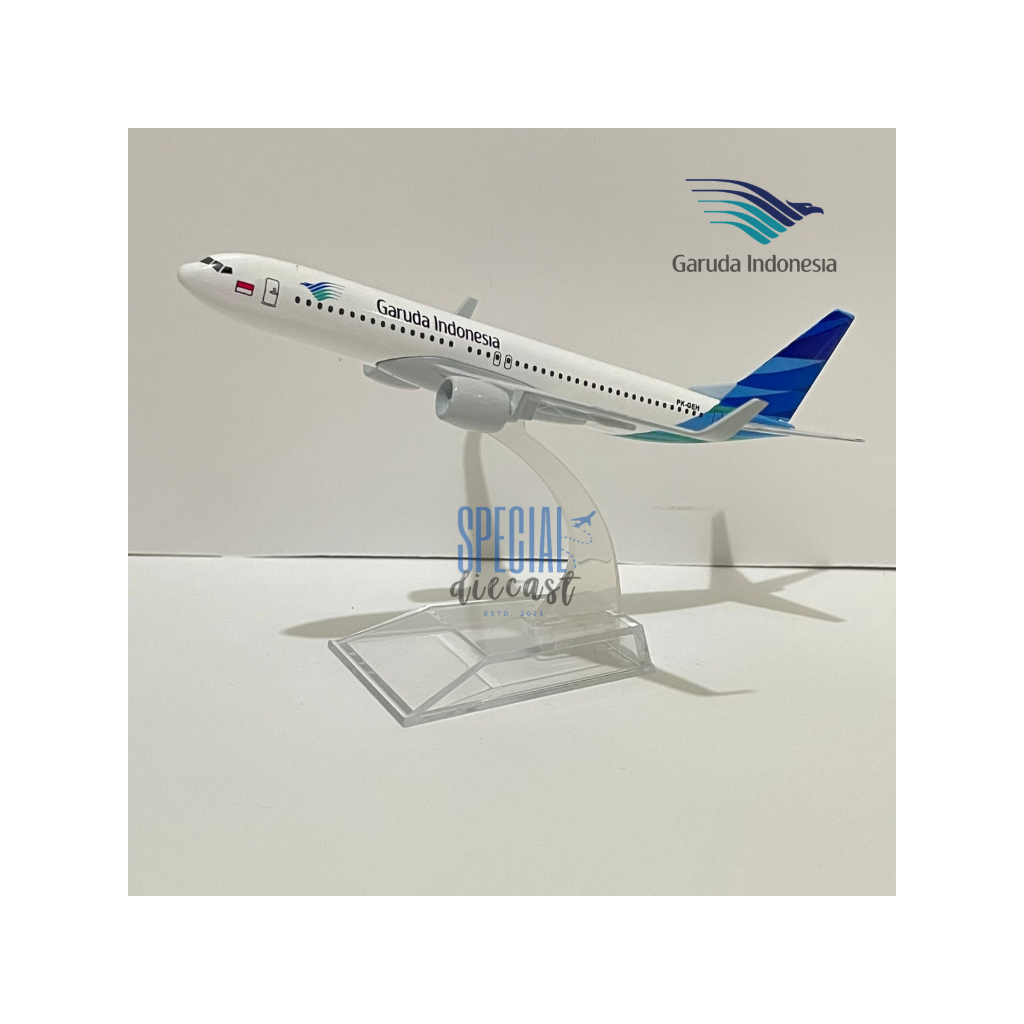 Diecast / Miniatur Pesawat Garuda Indonesia Boeing 737-800 Skala 1:300