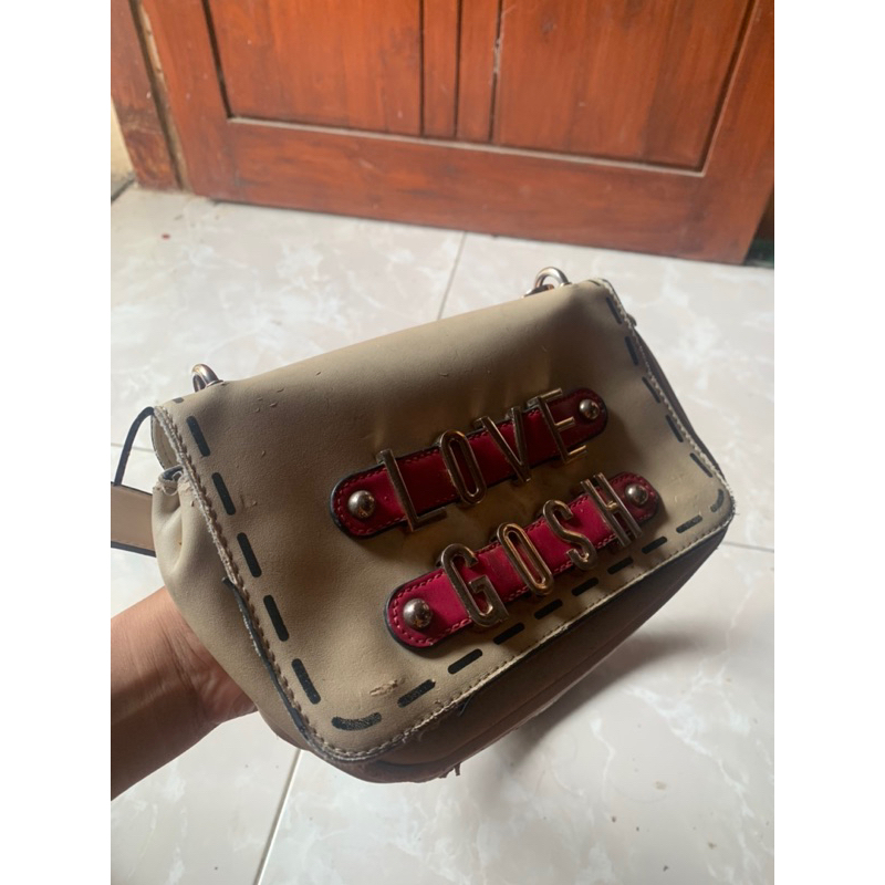 tas gosh preloved
