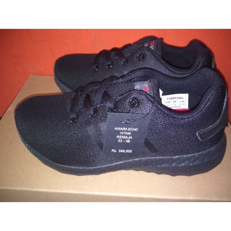 Sepatu Tomkins ANIARA ECHO untuk anak remaja