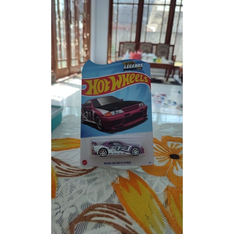 Hot Wheels Nissan Skyline GT-R R32 Legend Tour