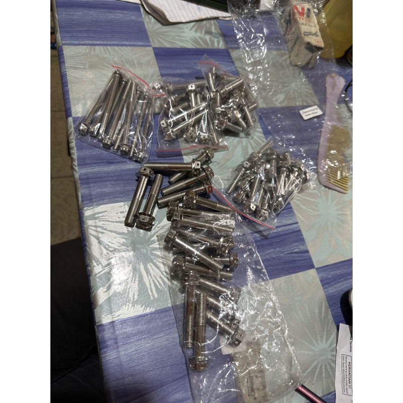 Baut Probolt gantungan knalpot drat 14