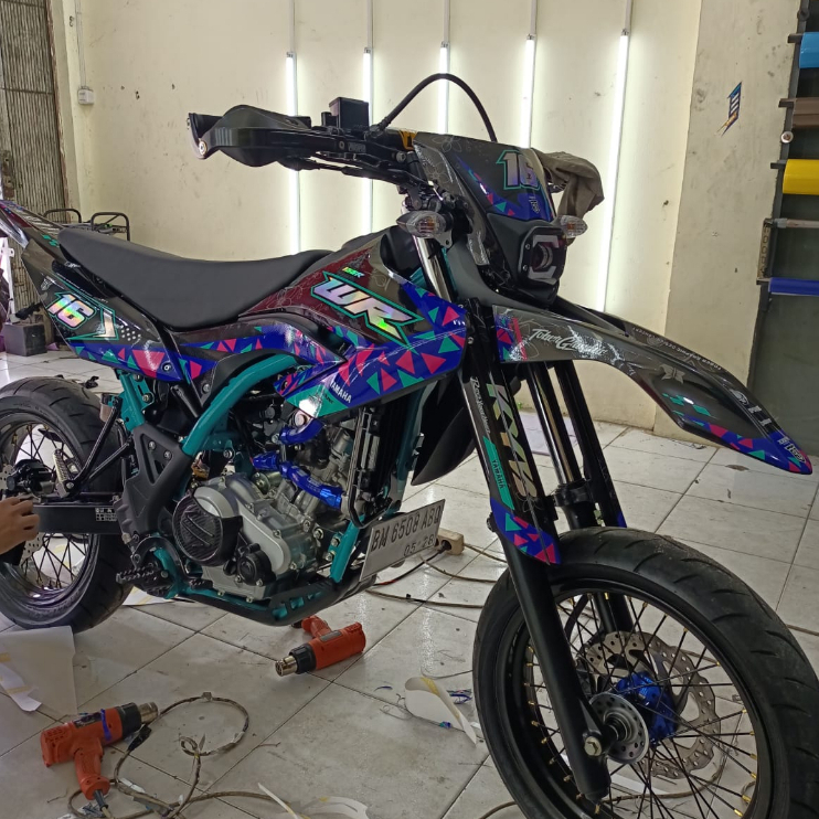 decal wr cuttingan hologram