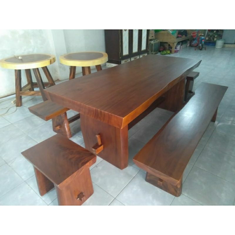 set meja makan kayu trembesi