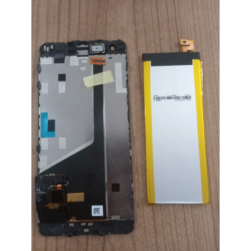 lcd touchscreen dan batre evercoss luna v55c original