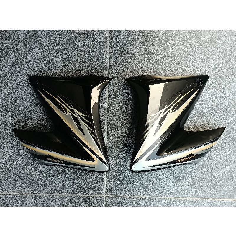 KOVER TANGKI VIXION OLD HITAM