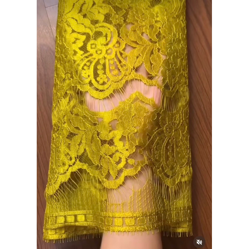 kain kebaya metalik
