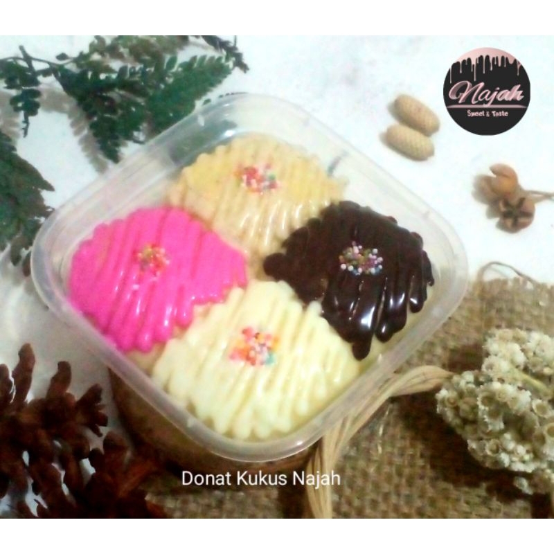 

donat kukus topping 4 rasa