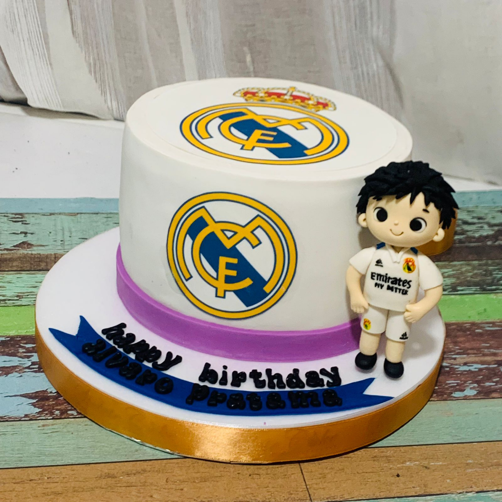 

BIRTHDAY CAKE | REAL MADRID