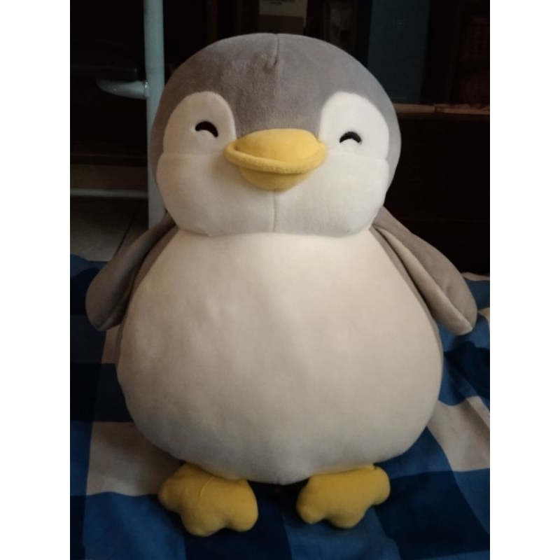 Boneka Penguin Miniso Abu Doyoung Nct