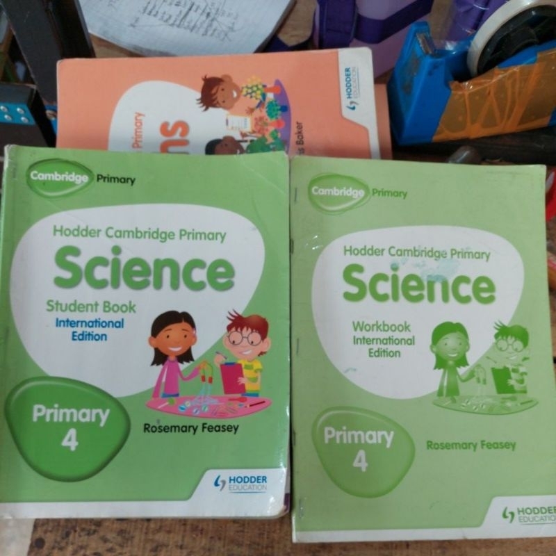 Hodder Cambridge Primary Science 4