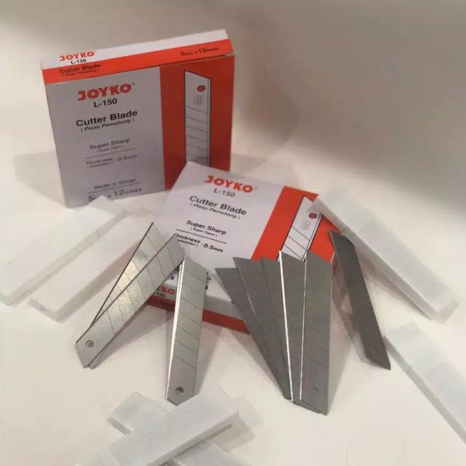 Refill Cutter Besar JOYKO L 150 Pisau Alat Pemotong ATK Anak Kantor Memotong Kertas Plastik Karton Kain Berkualitas Awet Termurah Prakarya Kreasi Kreatifitas Besi Mengikis Crafting Isi Mata Blade Knife Slicer Tajam Runcing Blimbing Indah Sablon Malang