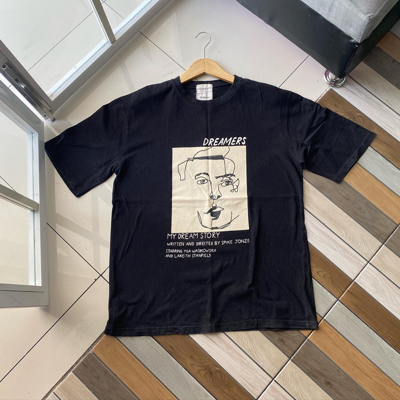 MENS WEAR STORE DREAMERS