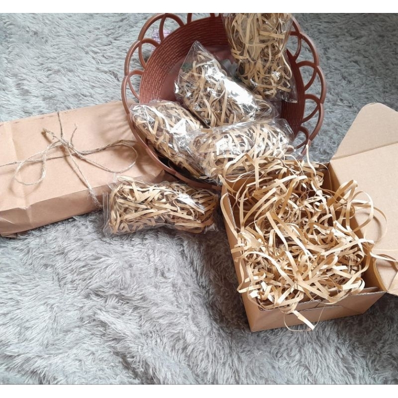 

kertas cacah | kertas serut | shredded paper | isian box