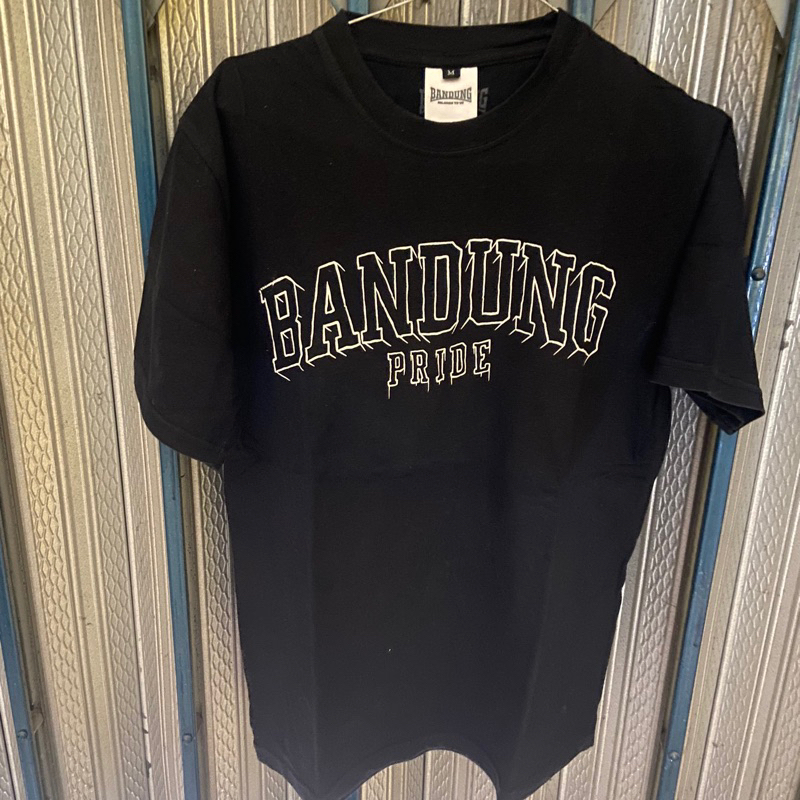 Kaos bandung belongs to us