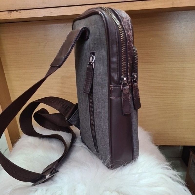 TAS HUSH PUPPIES AUTH