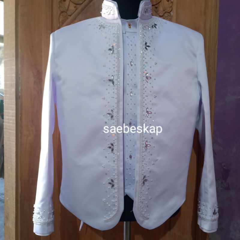 beskap pengantin jawa putih