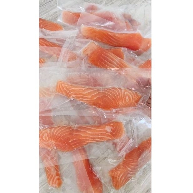

fresh salmon segar / salmon fresh tasman / ikan salmon segar omega 3 mpasi porsi slice siap masak