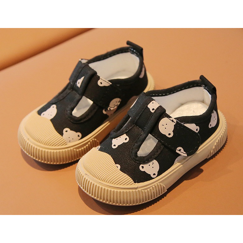 Sepatu anak IMPORT BEAR HITAMCREAM BAHAN LEMBUT NYAMAN DIPAKAI 17-28