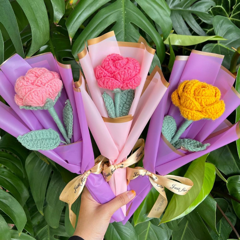 Single Crochet Rose Bouquet - Buket Bunga Mawar Rajut | Buket Bunga Wisuda Murah