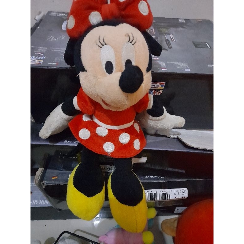 boneka minnie mouse