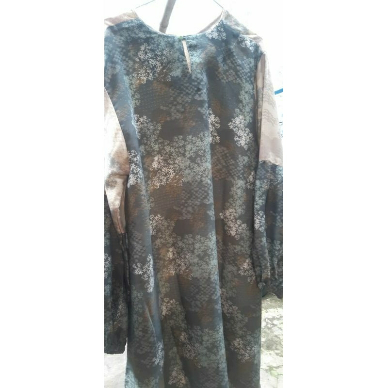 Preloved dress Zaskia Mecca