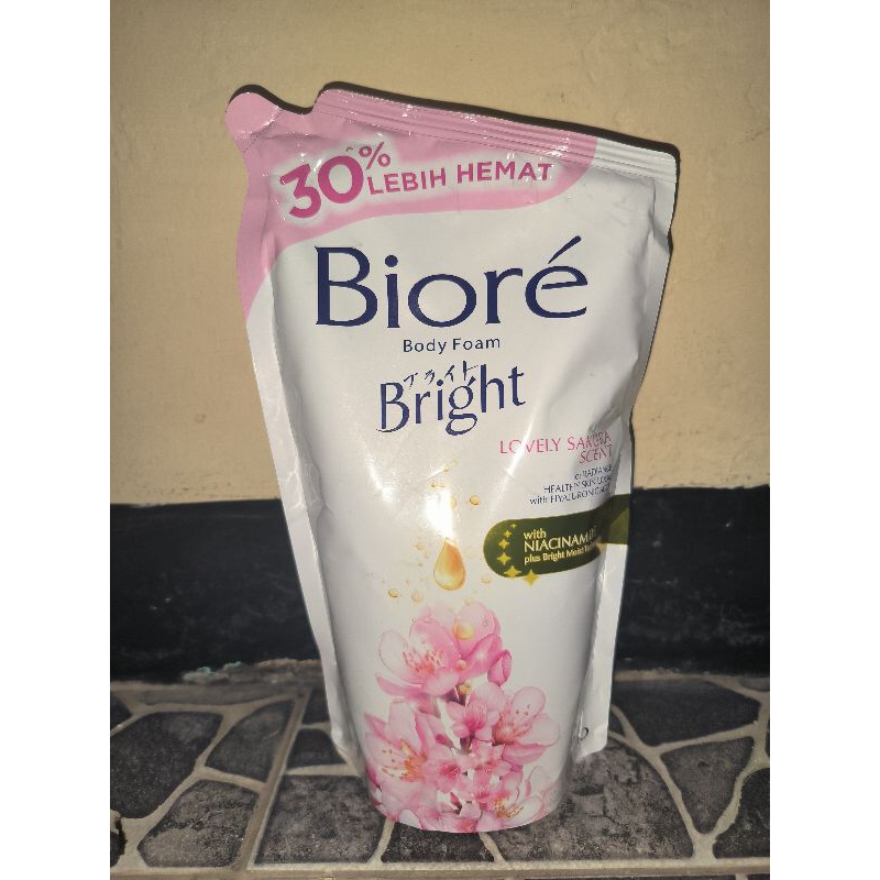 BIORE Bright Lovely Sakura Scent with Niacinamide 800ml Biore Bright Sakura Sabun Pencerah Kulit 800