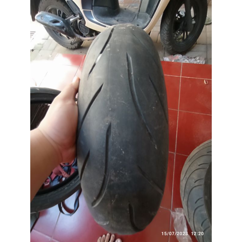 ban battlax s21 ukuran 160/60 ring 17 bekas ninja 250 fi nego