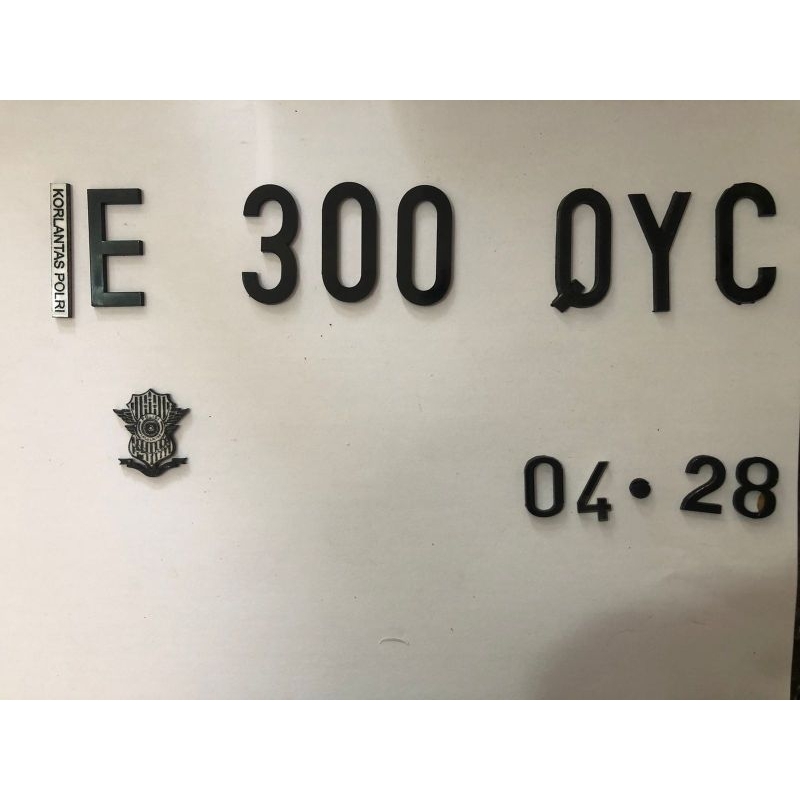 PAKET HURUF DAN NOMOR PLAT MOTOR