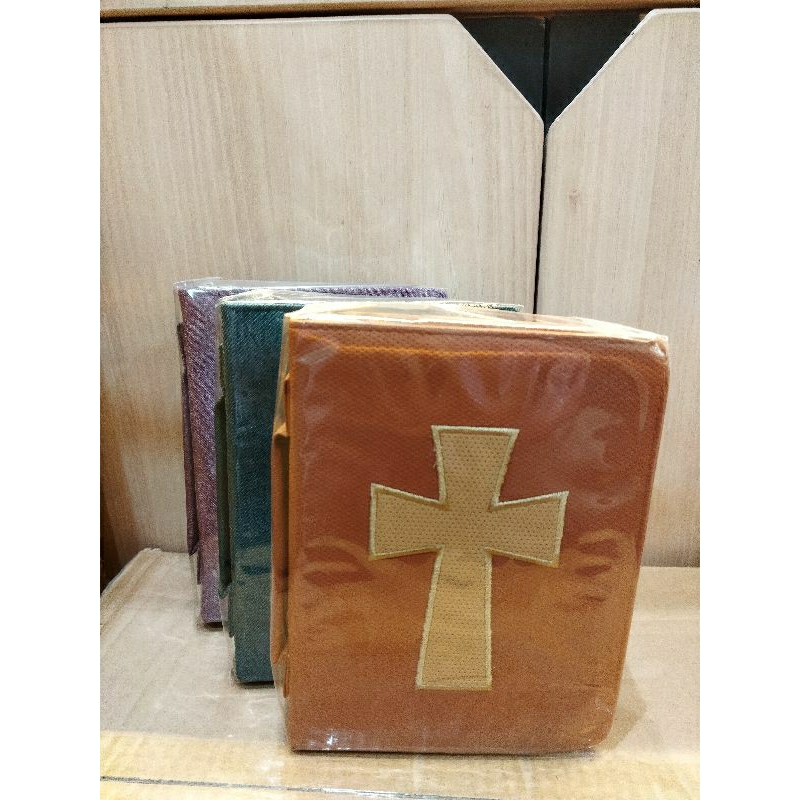 

SAMPUL ALKITAB KECIL KIDUNG JEMAAT