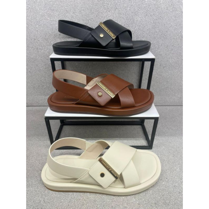 Sandal Tali Flat Wanita Charles & Keith Original Store 0073