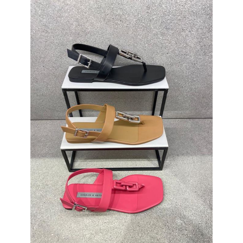 Sandal Tali Flat Wanita Charles & Keith Original Store 0603