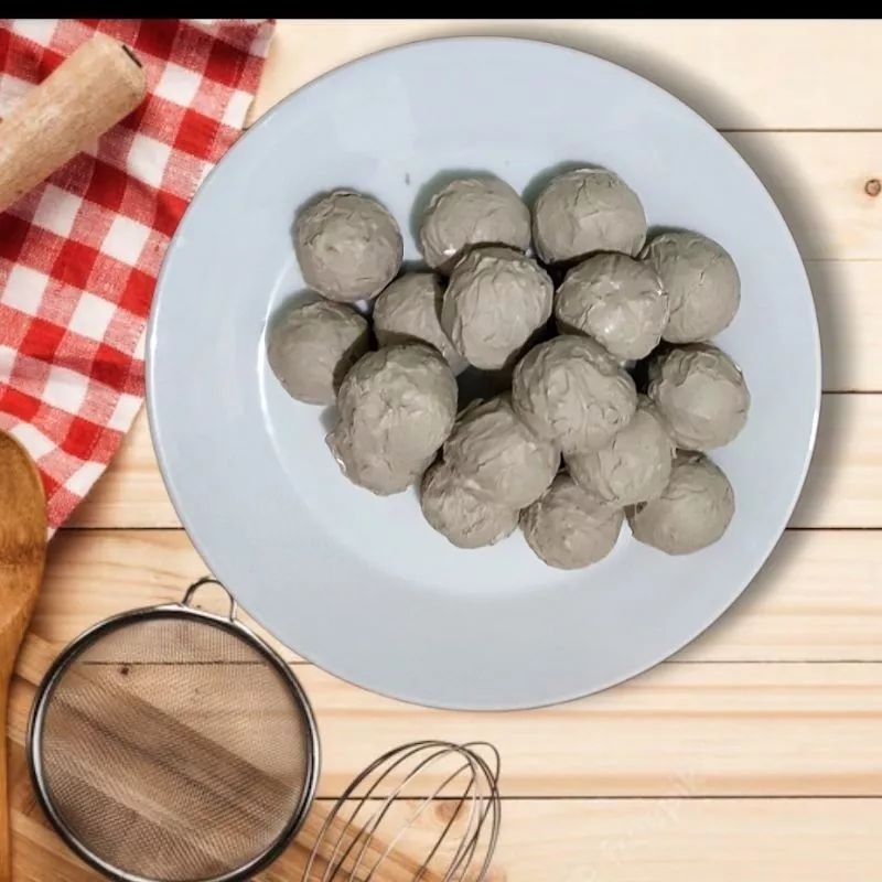 

REPLIKA BAKSO MENTAH , ( 1 set isi 10 bakso kecil )