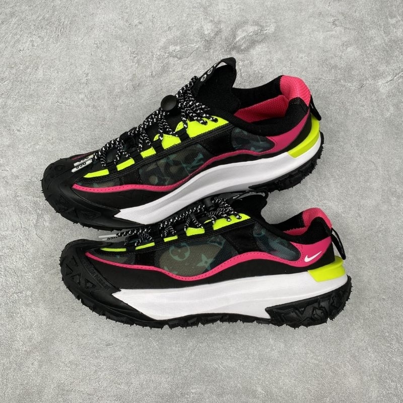 Nike ACG Mountain Fly Low GTX SE (DV7903-103BL)