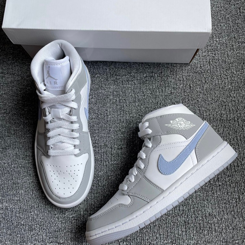 Nike Air Jordan 1 Mid White Wolf Grey 100% Authentic