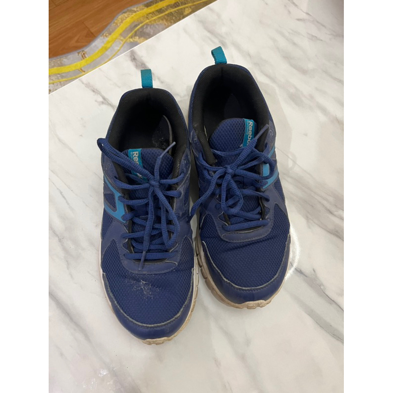 preloved sepatu reebok pria