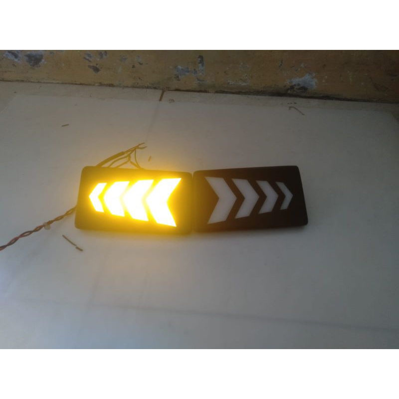 Lampu Sen Bemper Mitsubishi L300 Custom