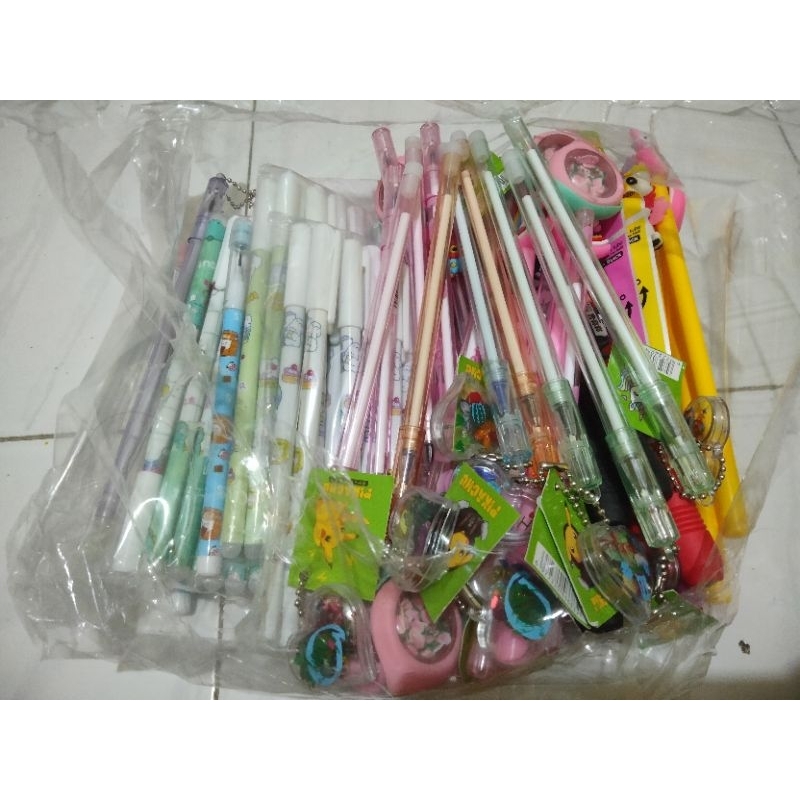 

Pen/Bolpen/Ballpoint/Gel Pen/Pensil Karakter Lucu Kimetsu Yaiba, Dragon Ball dan Hapus