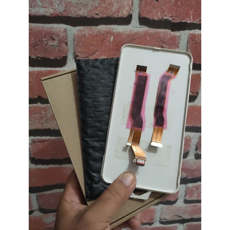 FLEXYBLE CHARGER DAN FLEXYBLE LCD ORI OPPO RENO 5 4G COPOTAN