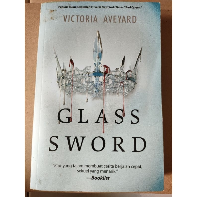 Novel Glass Sword