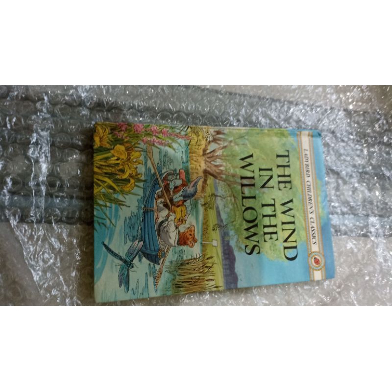 Buku impor jadul the wind in the willow