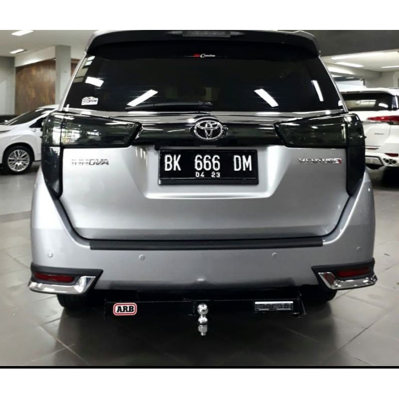 Towing Bumper Belakang Arb Model Pendek Mobil Innova