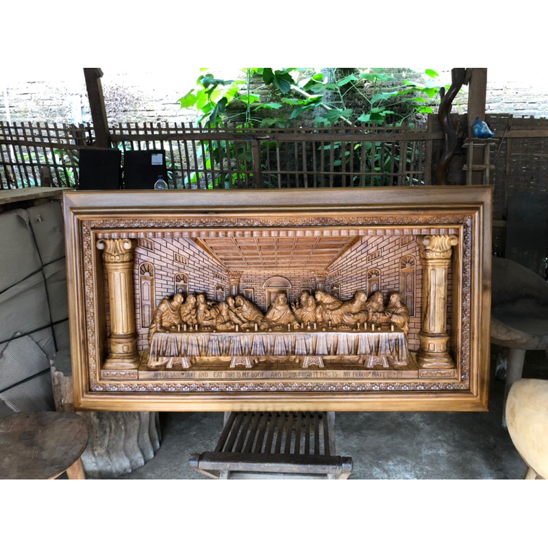 Hiasan dinding relief perjamuan kudus