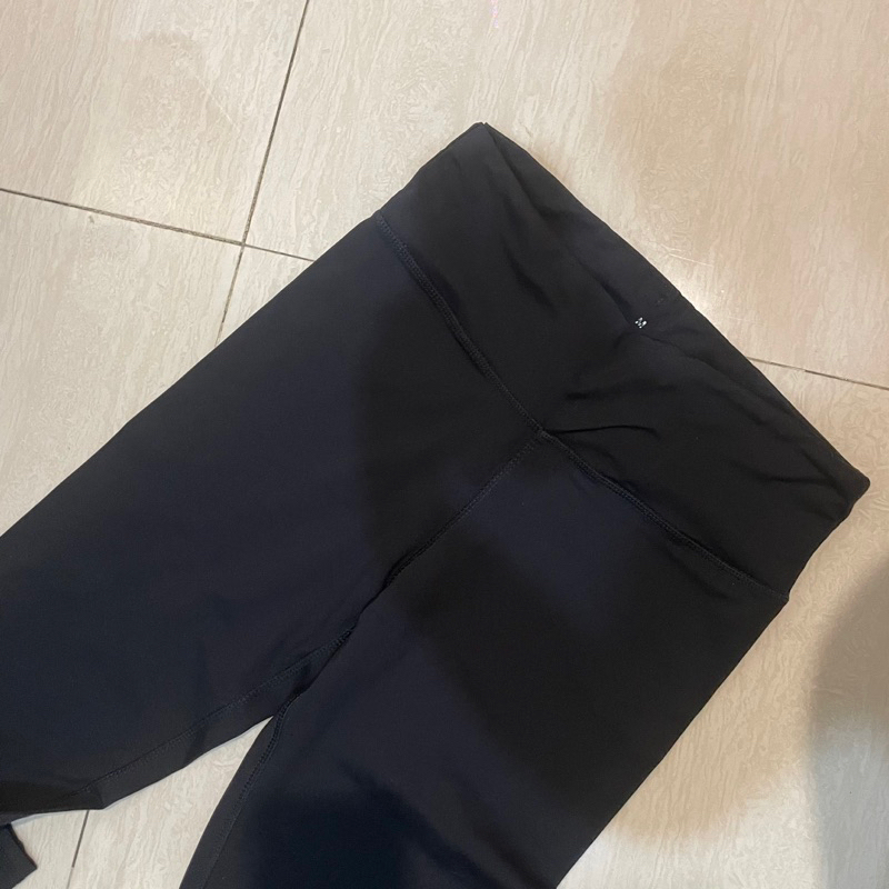 [Preloved] Sport/Gym Legging Cotton on Body