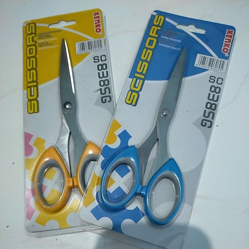 

Gunting Kenko UK.Sedang atau Besar